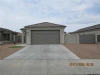Building Photo - 3555 N Kenneth Rd
