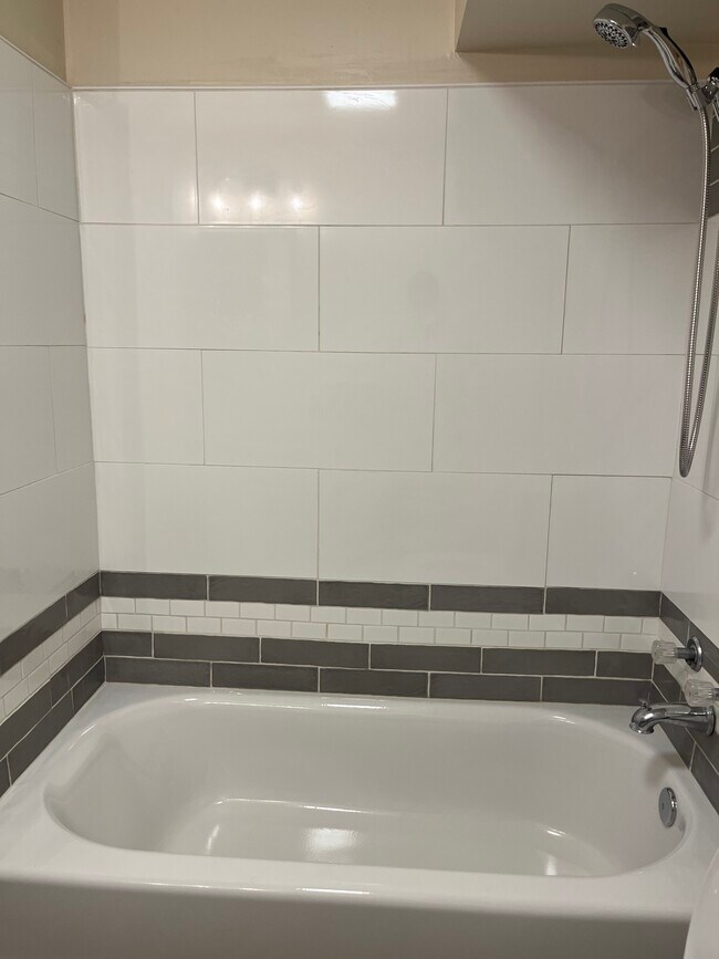 Bathroom - 204 New Boston St