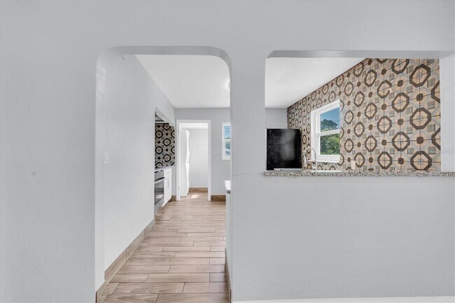 Building Photo - 1101 28th St N