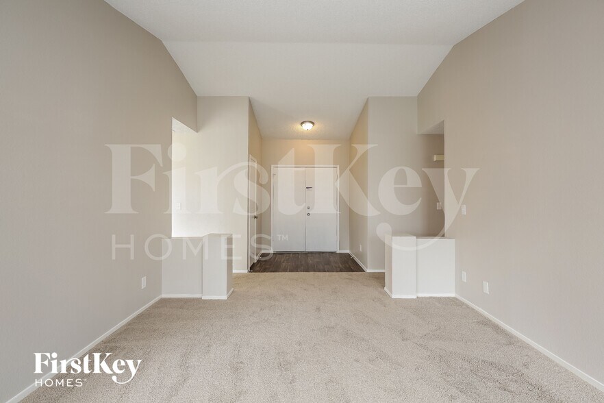 Building Photo - 6533 Chilton Ct