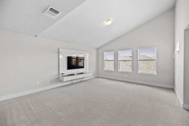 Building Photo - 11000 Charger Wy