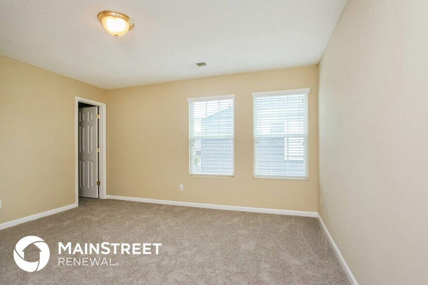 Building Photo - 9996 Chariden Dr