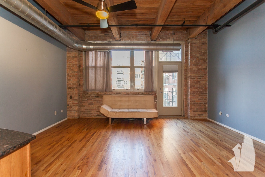 Building Photo - 1500 W Monroe St