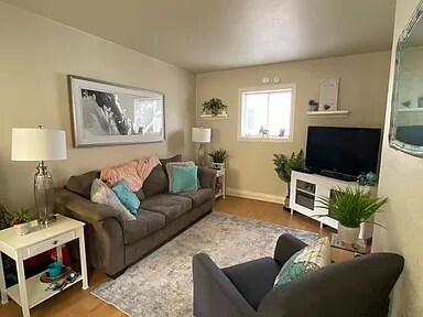 Building Photo - Live Close to Everything — Lakeway Home Near WWU, Downtown & I-5