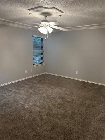 Building Photo - 820 Lake Forest Ct