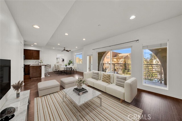 Building Photo - 5450 Strand