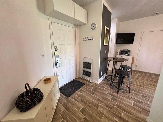 Building Photo - 9882 Perfect Dr