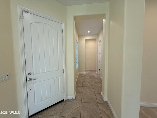 Building Photo - 3320 S Waterfront Dr