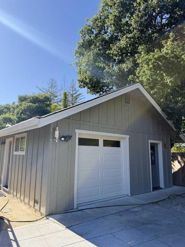 Building Photo - 4317 Raymonde Way
