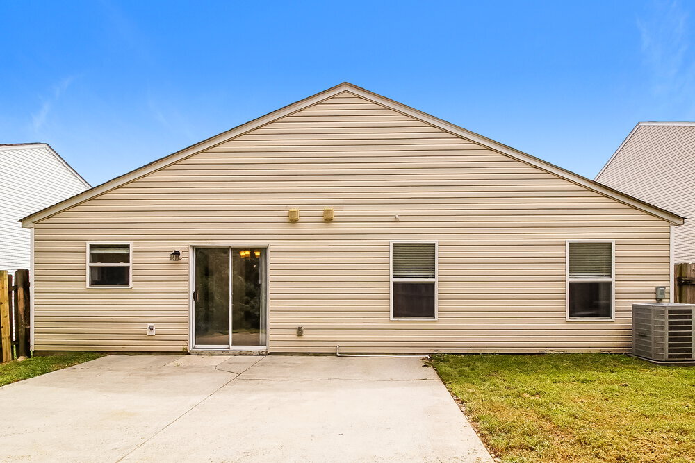 Building Photo - 11016 Thousand Oaks Dr