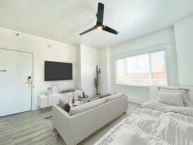 Building Photo - The Leo Lofts