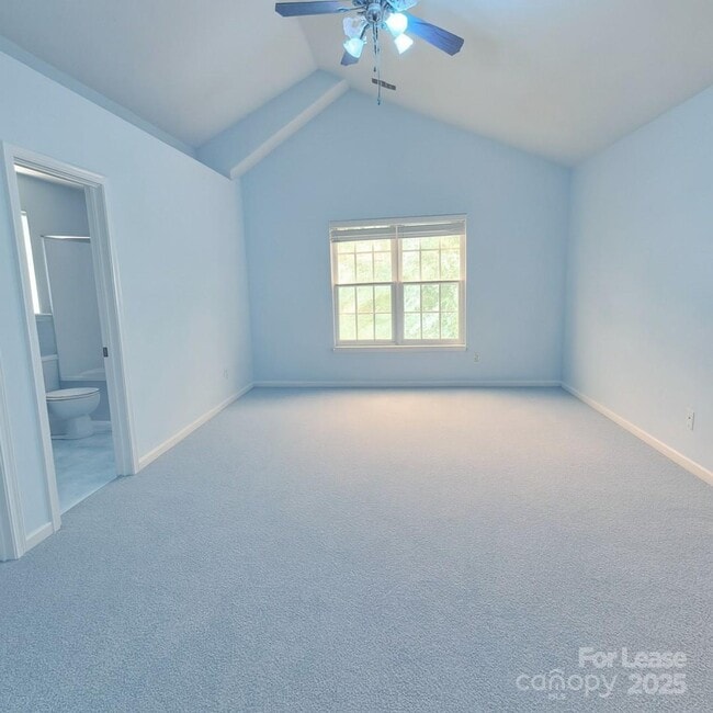 Building Photo - 5744 Wallace Cabin Dr