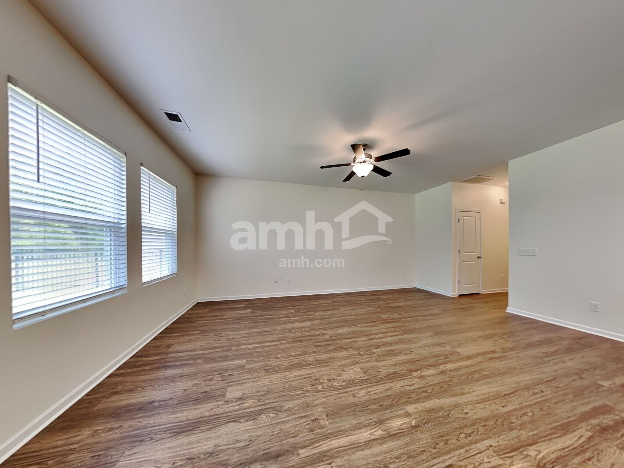 Building Photo - 118 Orion Way
