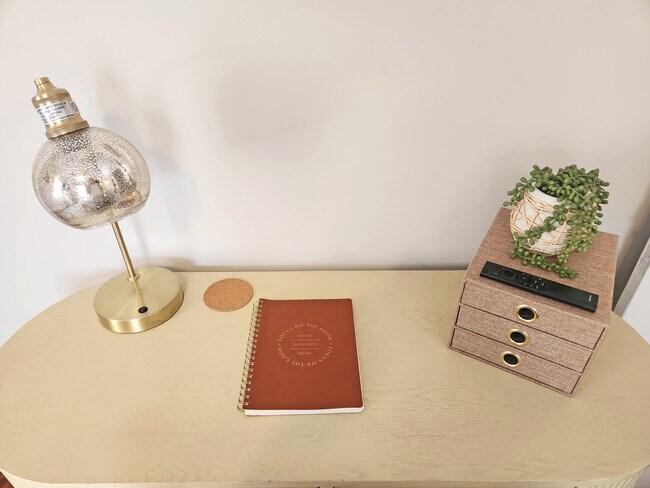 Building Photo - 3116 Camden Cir