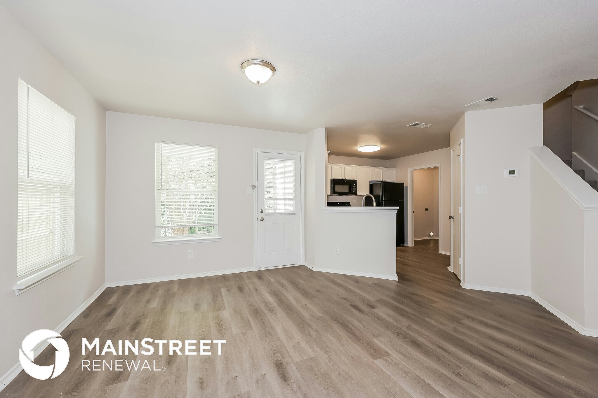 Building Photo - 912 Laredo Plaza