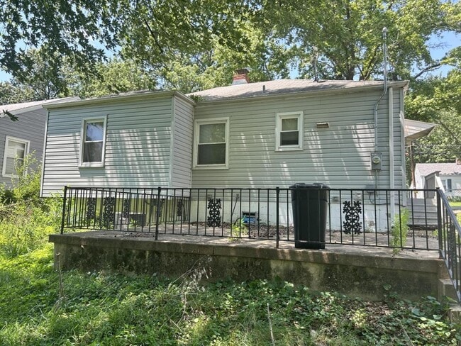 Building Photo - 522 Millman Dr