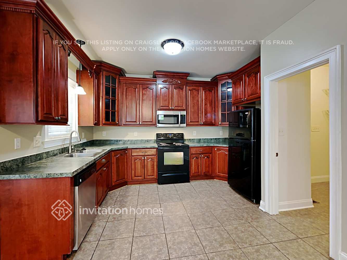 Building Photo - 700 Winding Oak Way