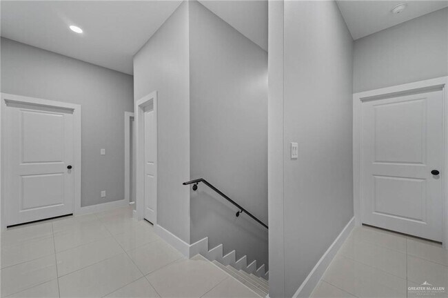 Building Photo - 21 Bicentennial Blvd