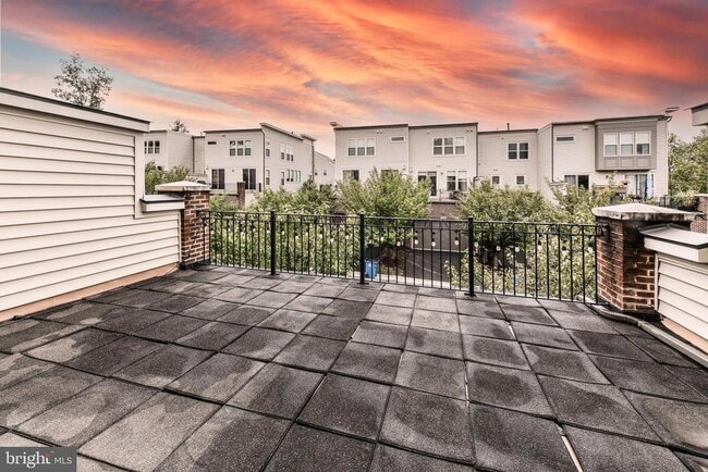 Building Photo - 42244 Bliss Terrace
