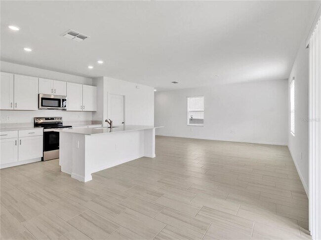Building Photo - 13138 EMPRESS JEWEL Trl