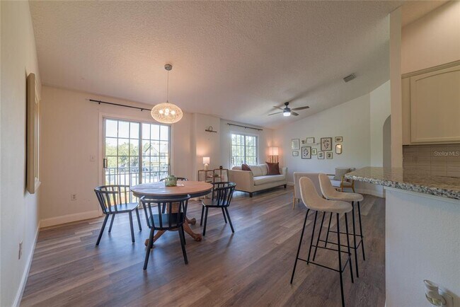 Building Photo - 27801 Pleasure Ride Loop