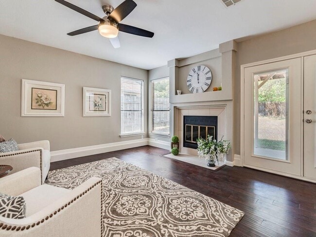 Building Photo - 12328 Thompkins Dr