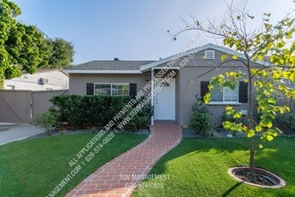 Building Photo - wal806