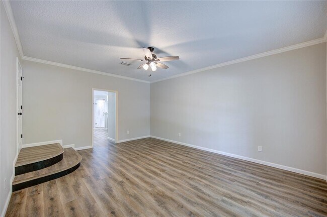 Building Photo - 4927 Kenlake Grove Dr