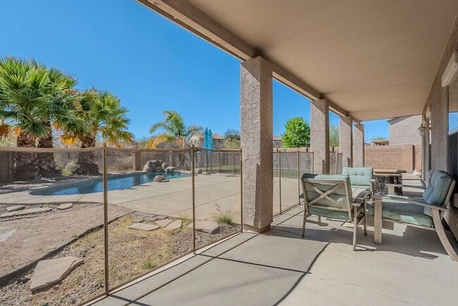 Building Photo - Pending/ Rented - Sahuarita Beauty!