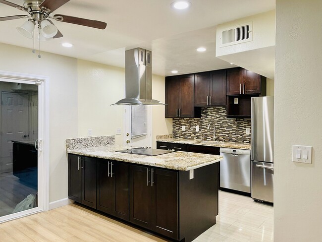 Building Photo - 125 Connemara Way