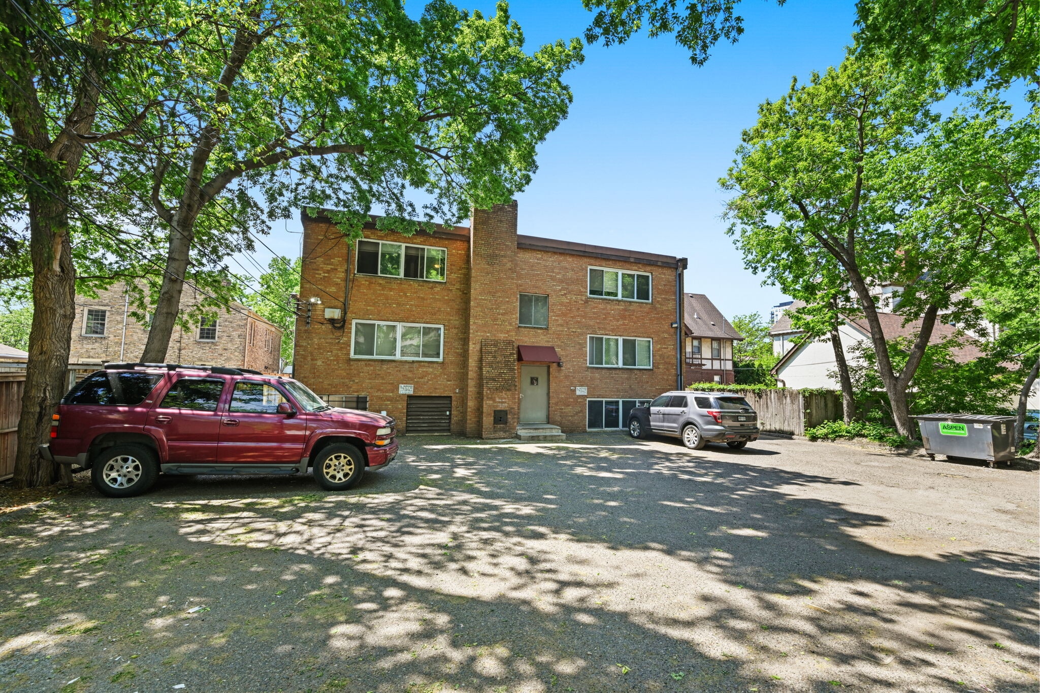 Building Photo - 515 5th St SE