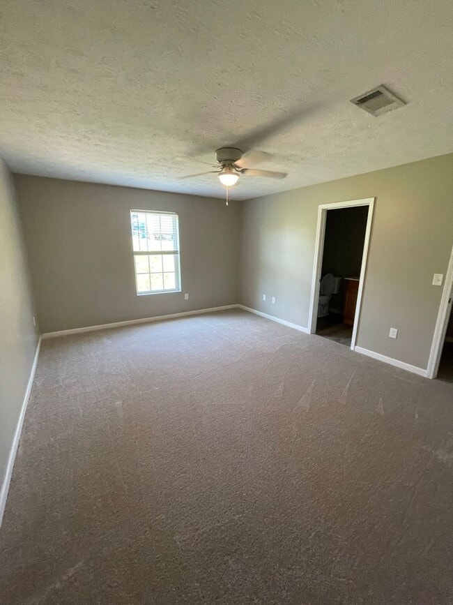 Building Photo - Single Family Home in White Pine TN