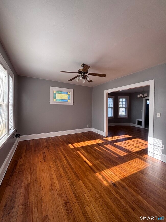 Building Photo - 448 Hillside Ave