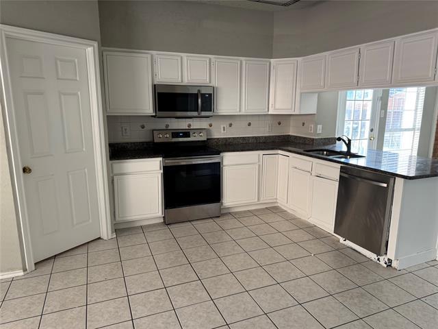 Building Photo - 8180 Rock Brook St