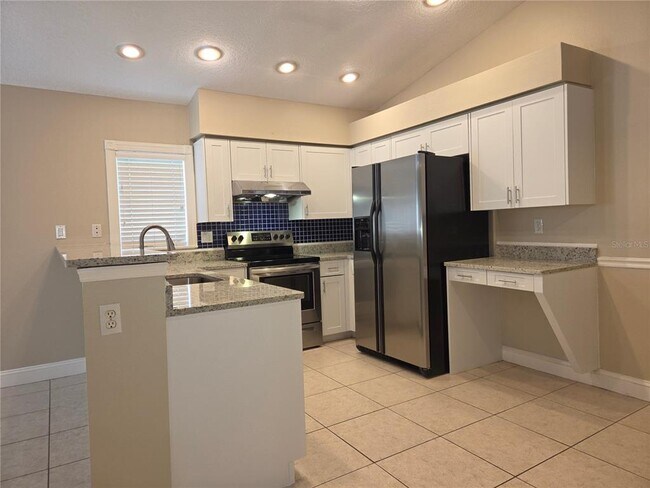 Building Photo - 9403 Larkbunting Dr