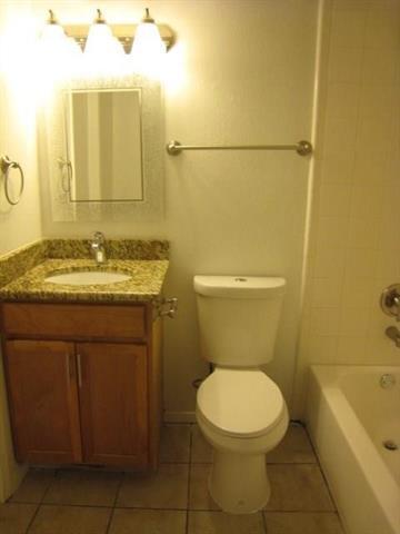 Building Photo - 4033 Gilbert Ave