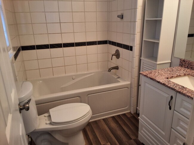 Building Photo - 813 Mohave Ct