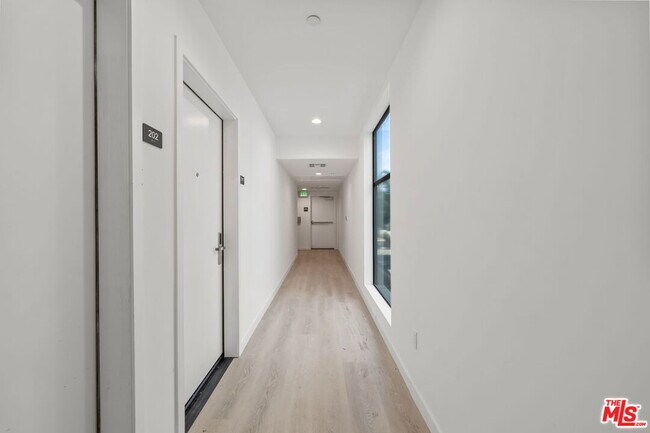 Building Photo - 3755 S Canfield Ave