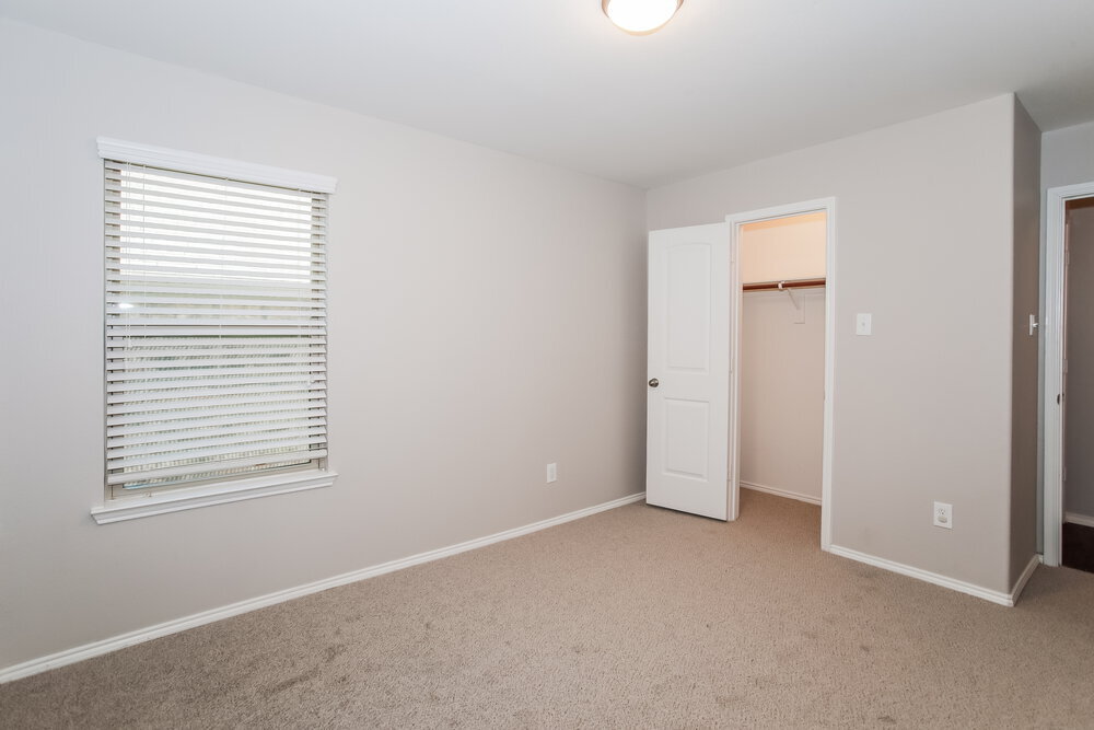 Building Photo - 14328 Broomstick Rd