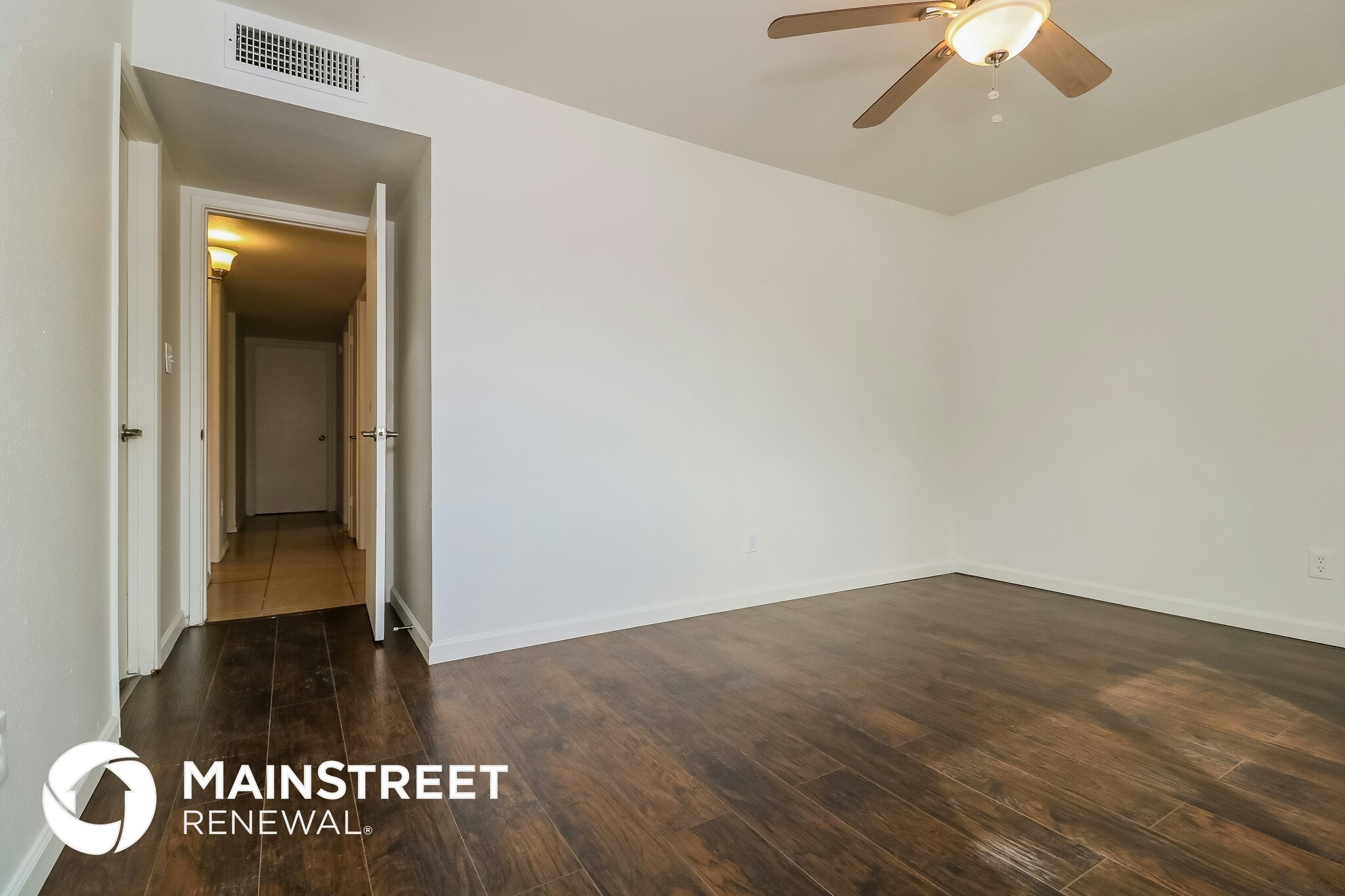 Building Photo - 4402 W Cathy Cir