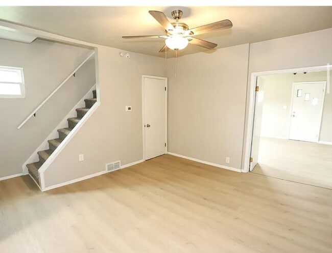 Building Photo - 513 Bucktown Rd