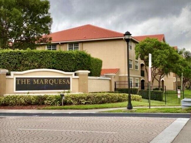 Building Photo - 140 SW 117th Ave