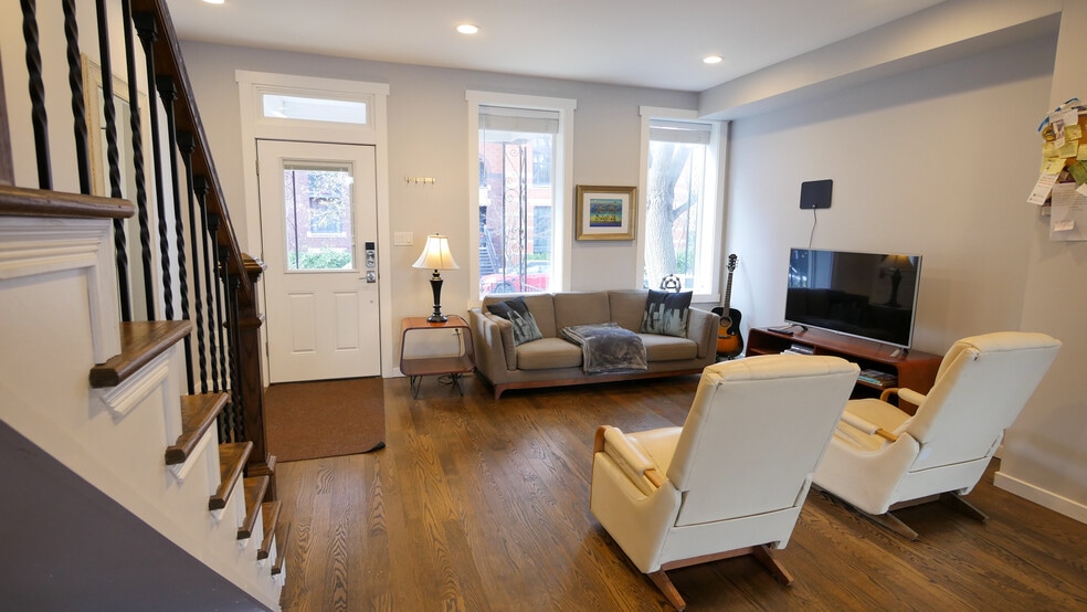Living Area - 831 3rd St NE
