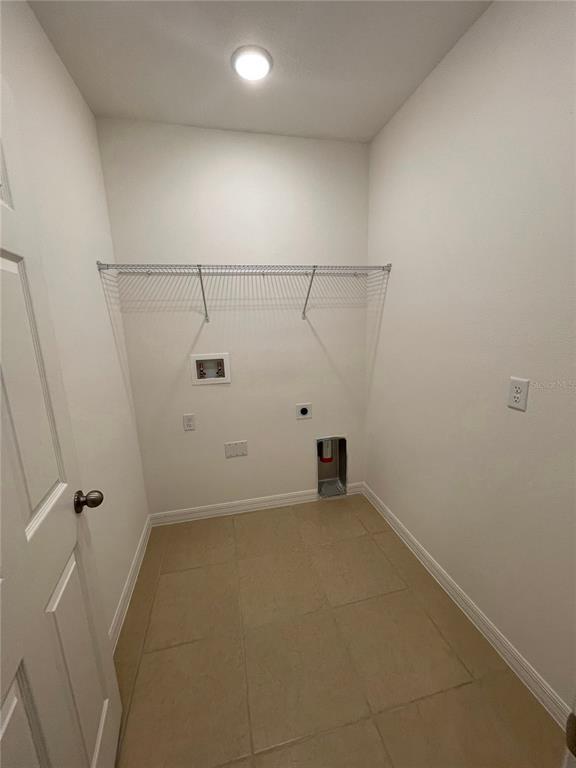 Building Photo - 5566 Sabal Dr