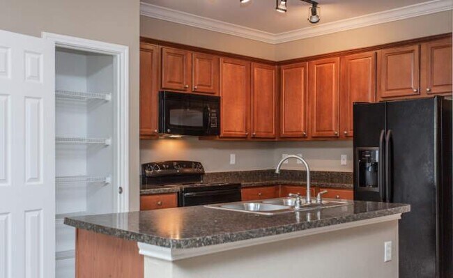 Building Photo - 2 bedroom in Humble TX 77396