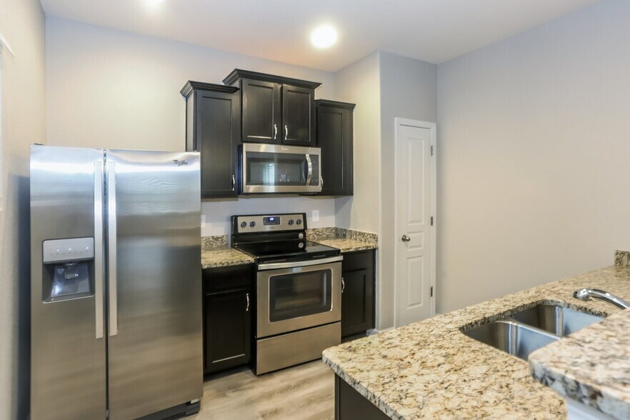 Building Photo - 4540 Merryvale Forest Dr