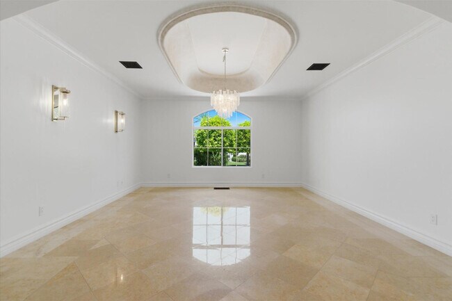 Building Photo - 6997 E Paradise Ranch Rd