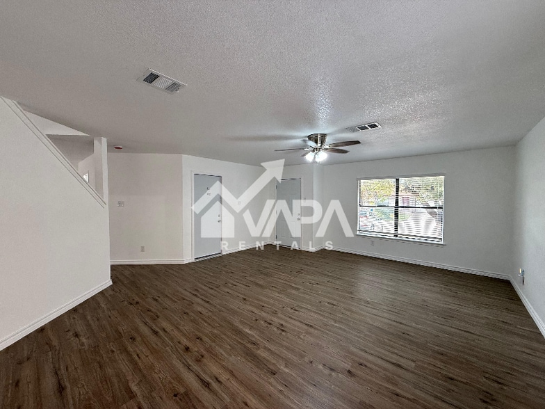 Building Photo - 2606 Jade Hill