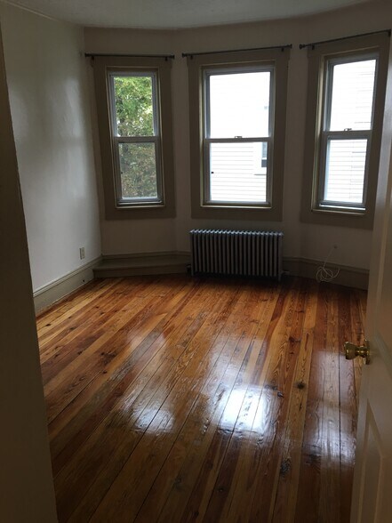 bdrm2 - 314 Elm St
