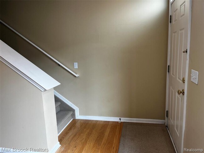 Building Photo - 3177 Newbury Pl